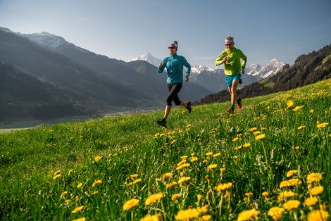 Archiv TVB Mayrhofen-Hippach: Laufen im Frühjahr ©Dominic Ebenbichler